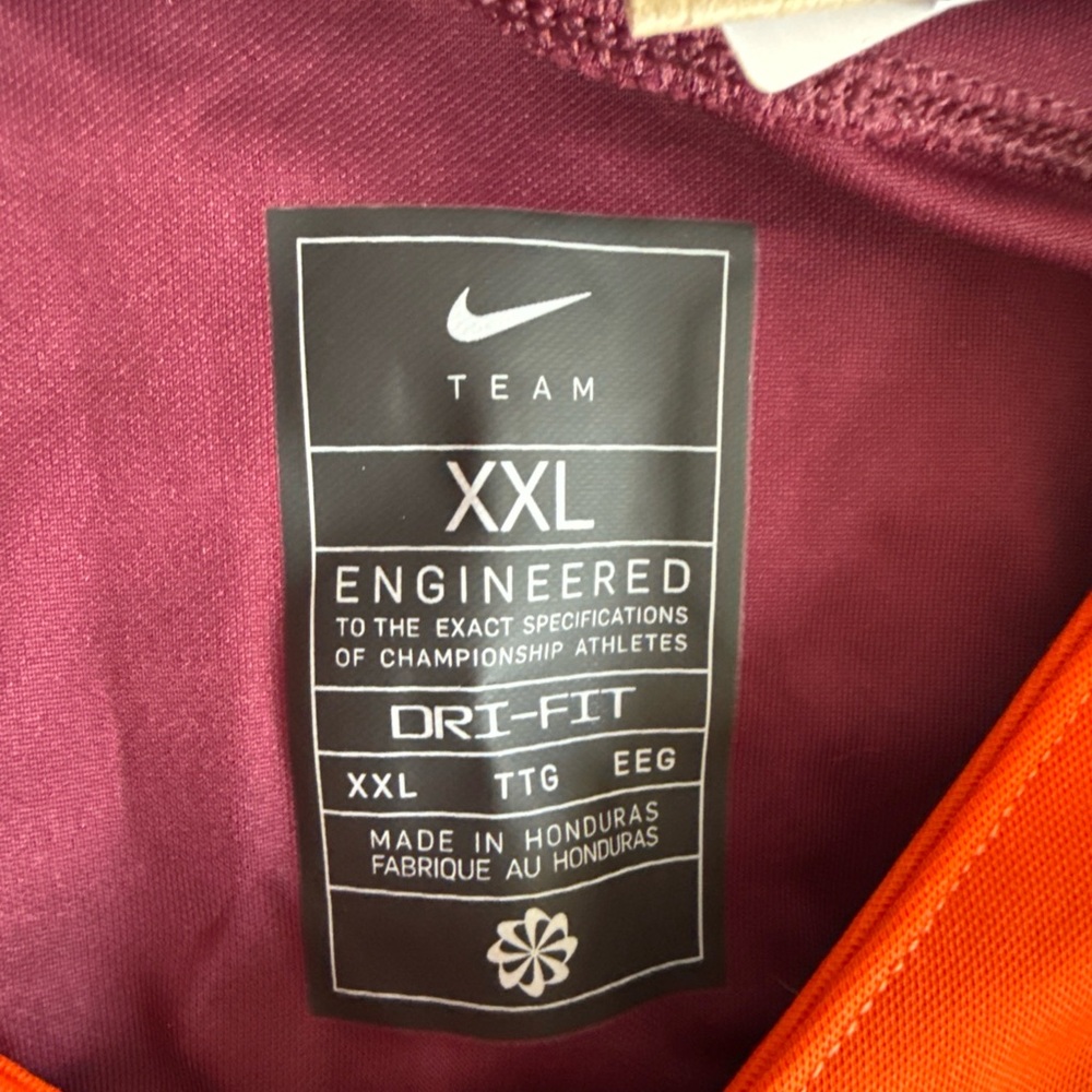 Men’s Nike Jordan Tapscott #81 Autographed VT Hokies Jersey Sz 2XL - NWT RARE - Picture 4 of 6